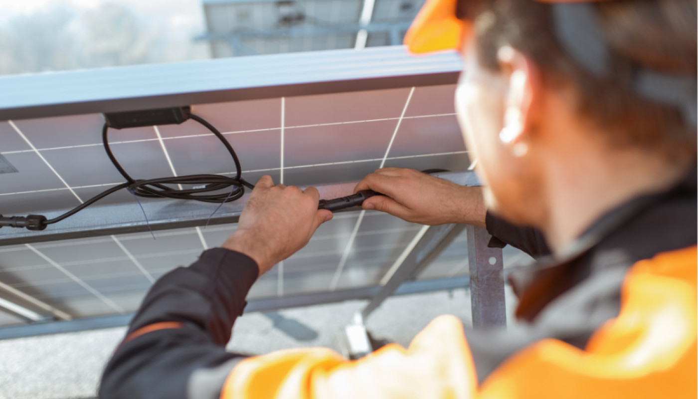 We Are Green : l'entreprise de référence pour la maintenance des panneaux solaires dans la Sarthe